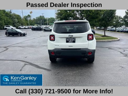 Used 2023 Jeep Renegade Latitude w/ Premium Group AWD/4WD image 11