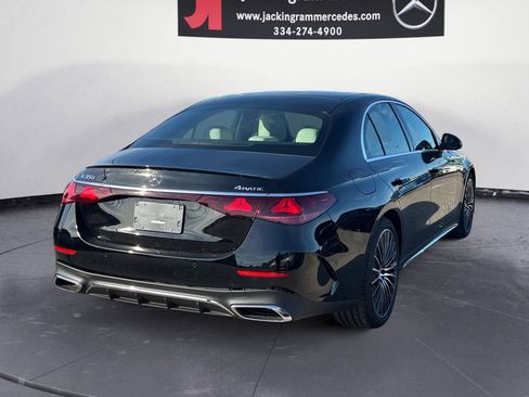 New 2026 Mercedes-Benz E 350 4MATIC Sedan image 5