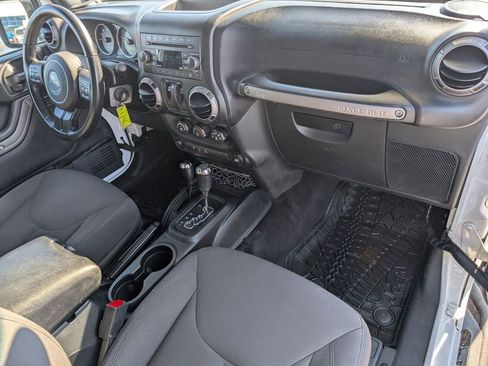 Used 2018 Jeep Wrangler Sport w/ Quick Order Package 24W image 45