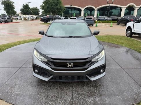 Used 2019 Honda Civic EX image 2