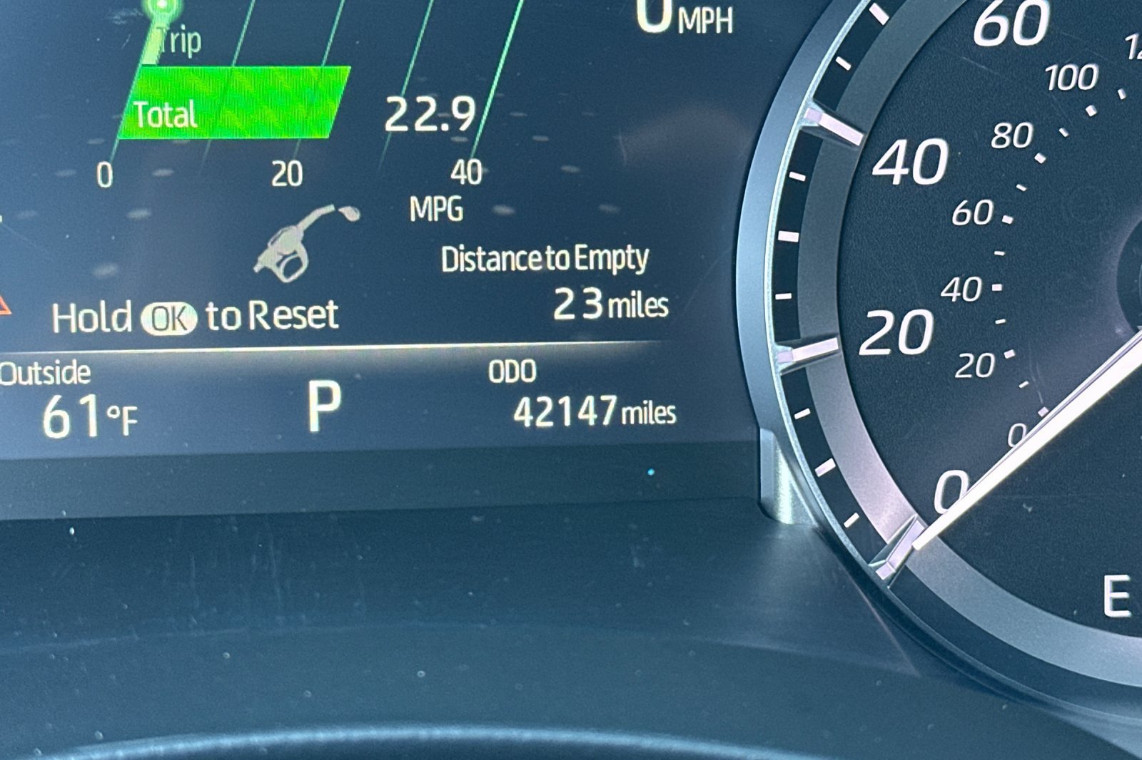 Used 2023 Toyota Highlander XLE FWD image 27