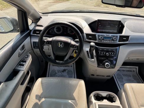 Used 2011 Honda Odyssey EX-L image 43