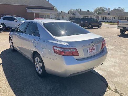 Used 2008 Toyota Camry LE FWD image 5