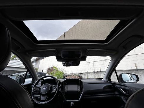 Certified 2024 Subaru Crosstrek 2.5i Limited w/ Crosstrek Mirror Package AWD/4WD image 11