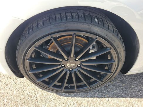 Used 2018 Tesla Model 3 Long Range image 21