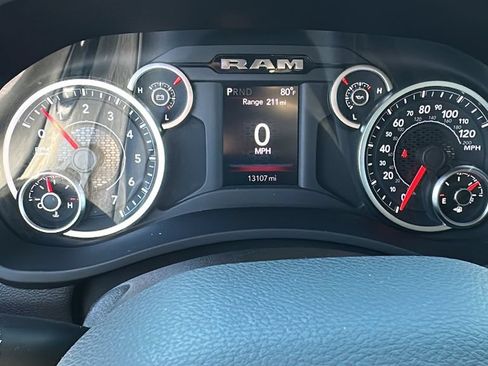 Used 2025 RAM 2500 Big Horn AWD/4WD image 20
