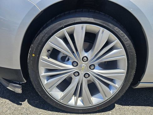 Used 2017 Chevrolet Impala Premier w/ Enhanced Convenience Package FWD image 14