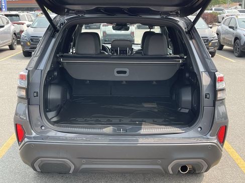 Certified 2025 Subaru Forester Limited w/ Popular Package AWD/4WD image 9
