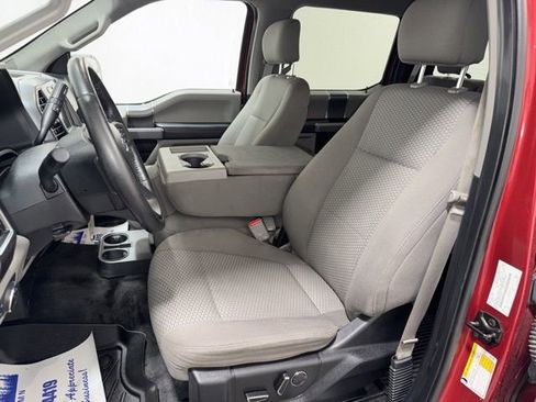 Used 2017 Ford F150 XLT w/ Equipment Group 302A Luxury AWD/4WD image 12