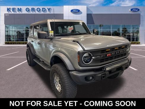 Used 2023 Ford Bronco Black Diamond AWD/4WD image 1