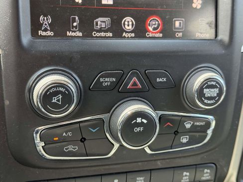 Used 2016 RAM 1500 Outdoorsman image 24