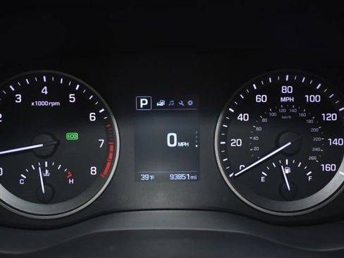 Used 2016 Hyundai Tucson Sport AWD/4WD image 18