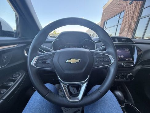 Used 2021 Chevrolet TrailBlazer ACTIV w/ Sun and Liftgate Package FWD image 20