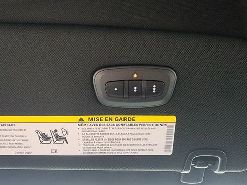 New 2026 Chrysler Pacifica Select image 27