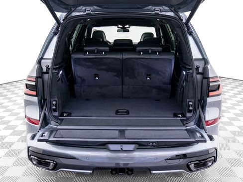 New 2026 BMW X7 xDrive40i w/ M Sport Package image 32