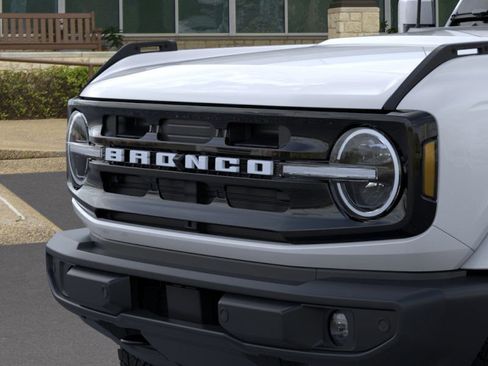 New 2025 Ford Bronco Outer Banks image 19