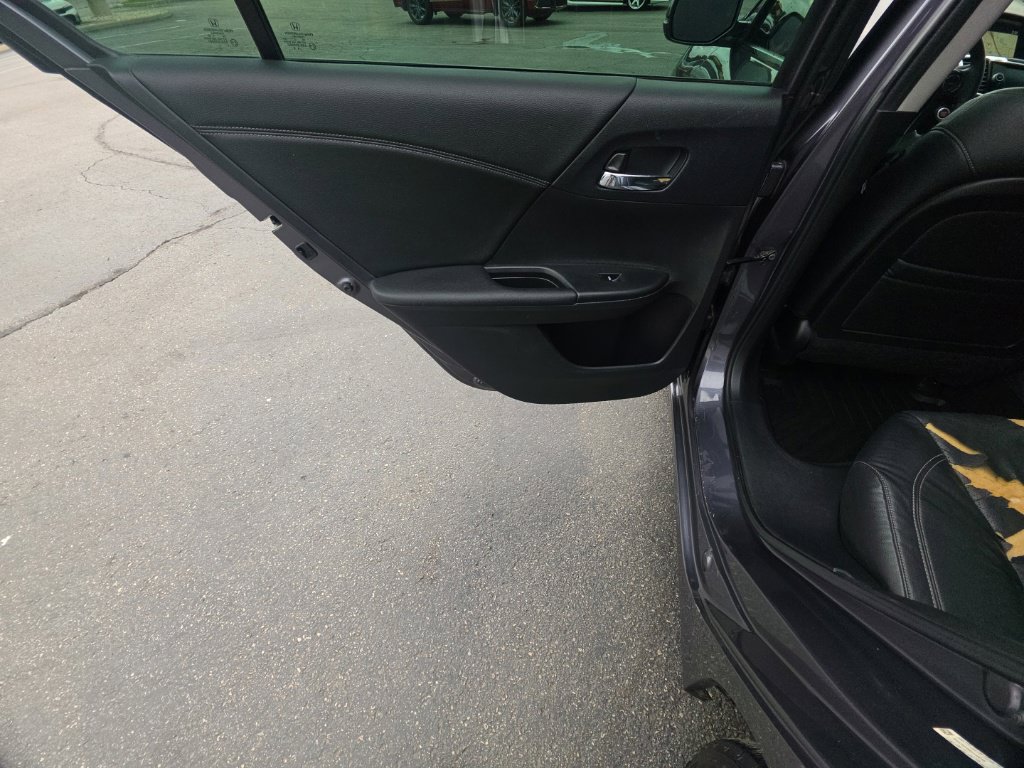 Used 2014 Honda Accord EX-L image 25