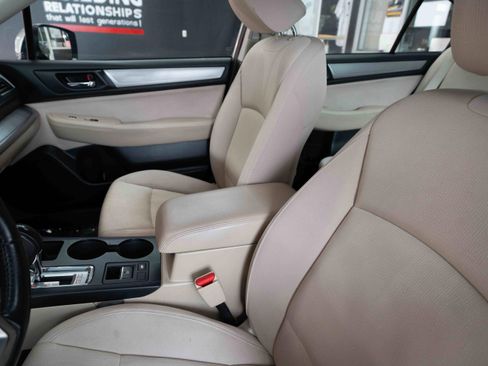 Used 2017 Subaru Legacy 2.5i Premium image 10