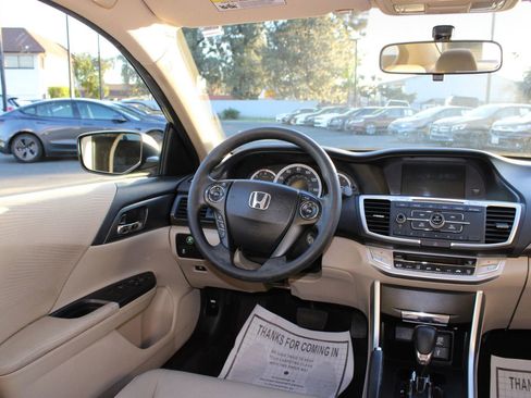 Used 2014 Honda Accord LX image 31