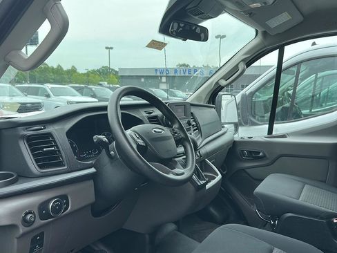 Used 2025 Ford Transit 250 Low Roof w/ Exterior Upgrade Package RWD image 2