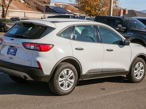 Used 2022 Ford Escape S image 5