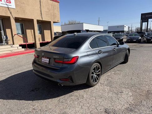 Used 2019 BMW 330i Sedan w/ Driving Assistance Package image 4