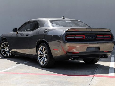 Used 2015 Dodge Challenger R/T Plus RWD image 15