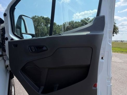 Used 2023 Ford Transit 350 XLT RWD image 15