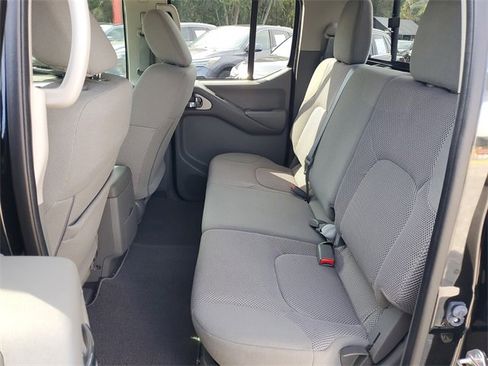 Used 2020 Nissan Frontier SV w/ Midnight Edition Floor Mats image 12