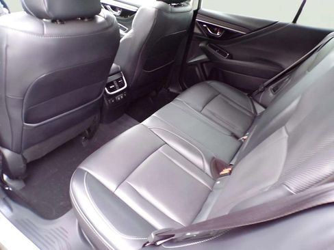 Used 2022 Subaru Outback Limited image 24