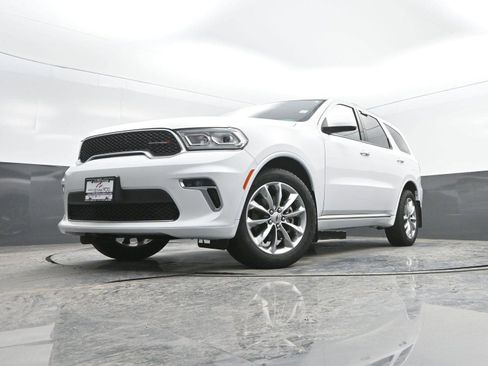Used 2022 Dodge Durango SXT w/ Anodized Platinum Package image 40