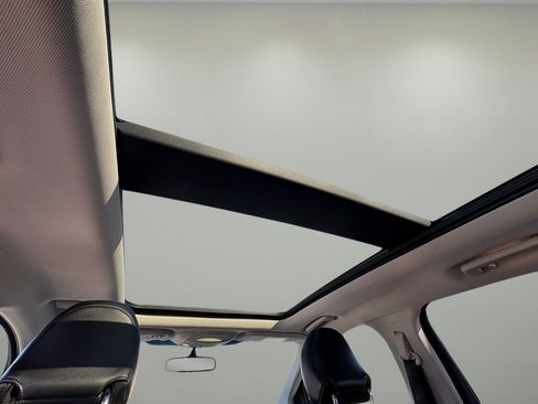 Used 2017 Ford Edge Titanium w/ Equipment Group 301A image 35