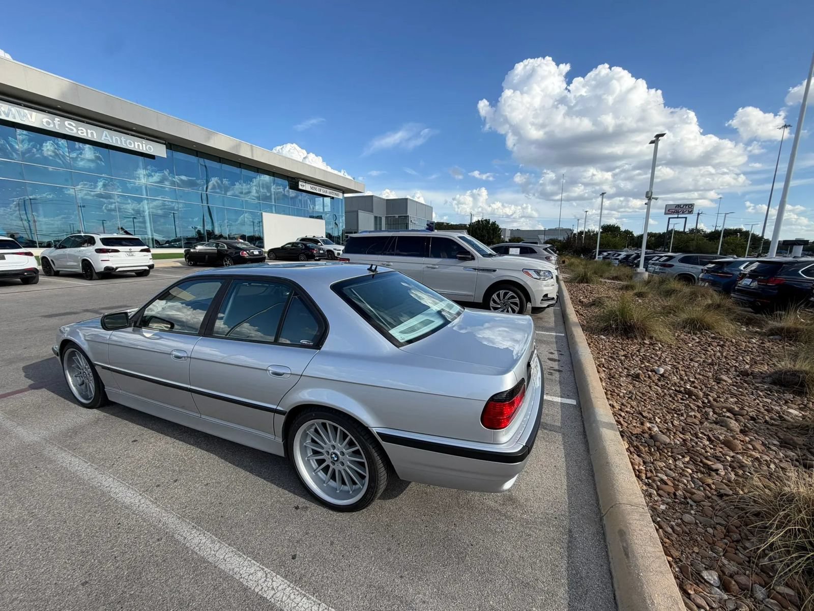 Used 2001 BMW 740i RWD image 14