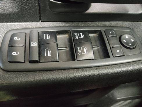 Used 2014 RAM 1500 Tradesman w/ Popular Equipment Group image 27