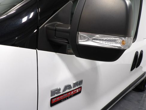 Used 2021 RAM ProMaster City Tradesman image 6
