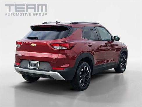 Used 2022 Chevrolet TrailBlazer LT w/ Confidence II Package image 7