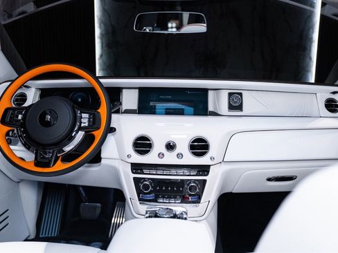 Used 2026 Rolls-Royce Phantom Sedan image 22