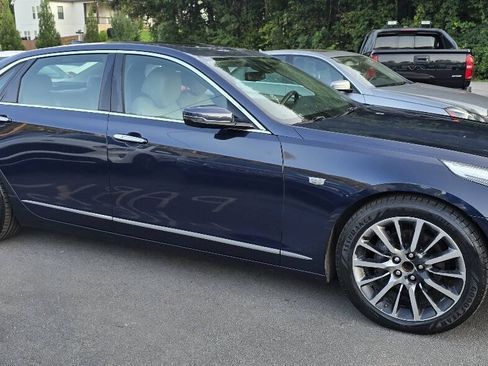Used 2017 Cadillac CT6 Luxury RWD image 4