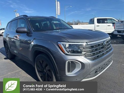 Used 2024 Volkswagen Atlas SE image 9