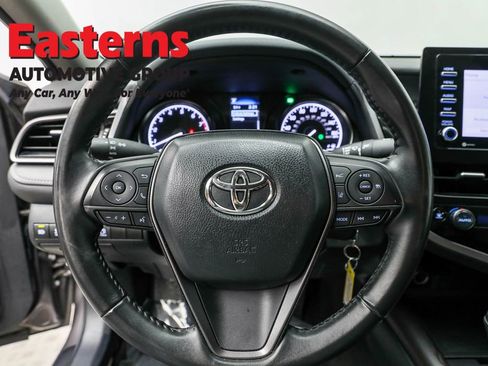 Used 2024 Toyota Camry SE image 15