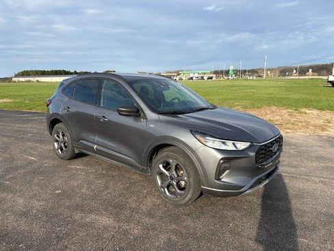 Certified 2024 Ford Escape ST-Line w/ Tech Pack #1 AWD/4WD image 2
