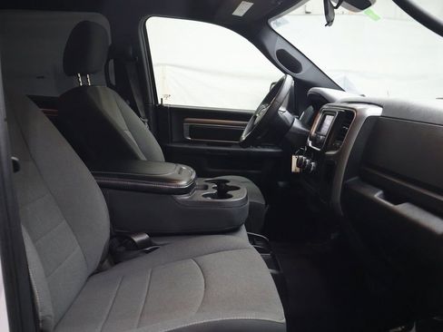 Used 2021 RAM 1500 Classic Warlock RWD image 10
