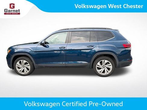 Used 2023 Volkswagen Atlas SE AWD/4WD image 2