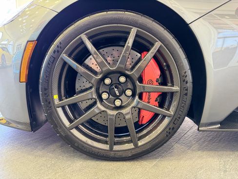 Used 2019 Ford GT Carbon Series image 37