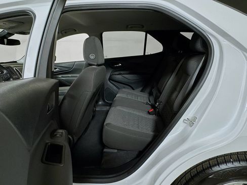 Certified 2024 Chevrolet Equinox LT FWD image 21