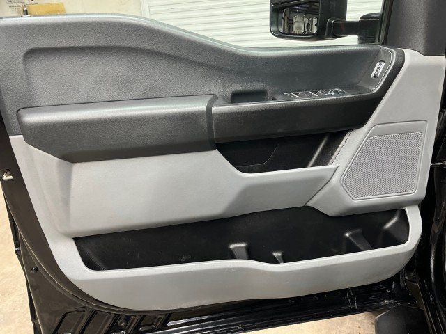 Used 2024 Ford F550 4x4 Crew Cab Super Duty image 31