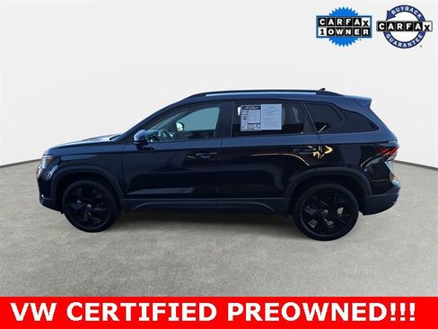 Used 2025 Volkswagen Taos SE image 7