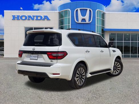 Used 2024 Nissan Armada SL w/ Midnight Edition Package RWD image 3