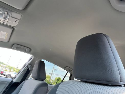 Used 2013 Toyota RAV4 LE AWD/4WD image 17