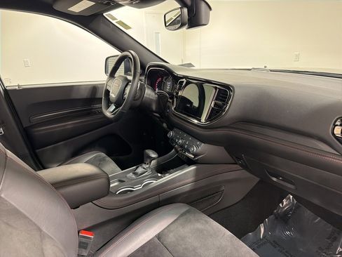 Used 2022 Dodge Durango R/T w/ Blacktop Package image 24